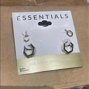 Essentials hexagon gold earrings